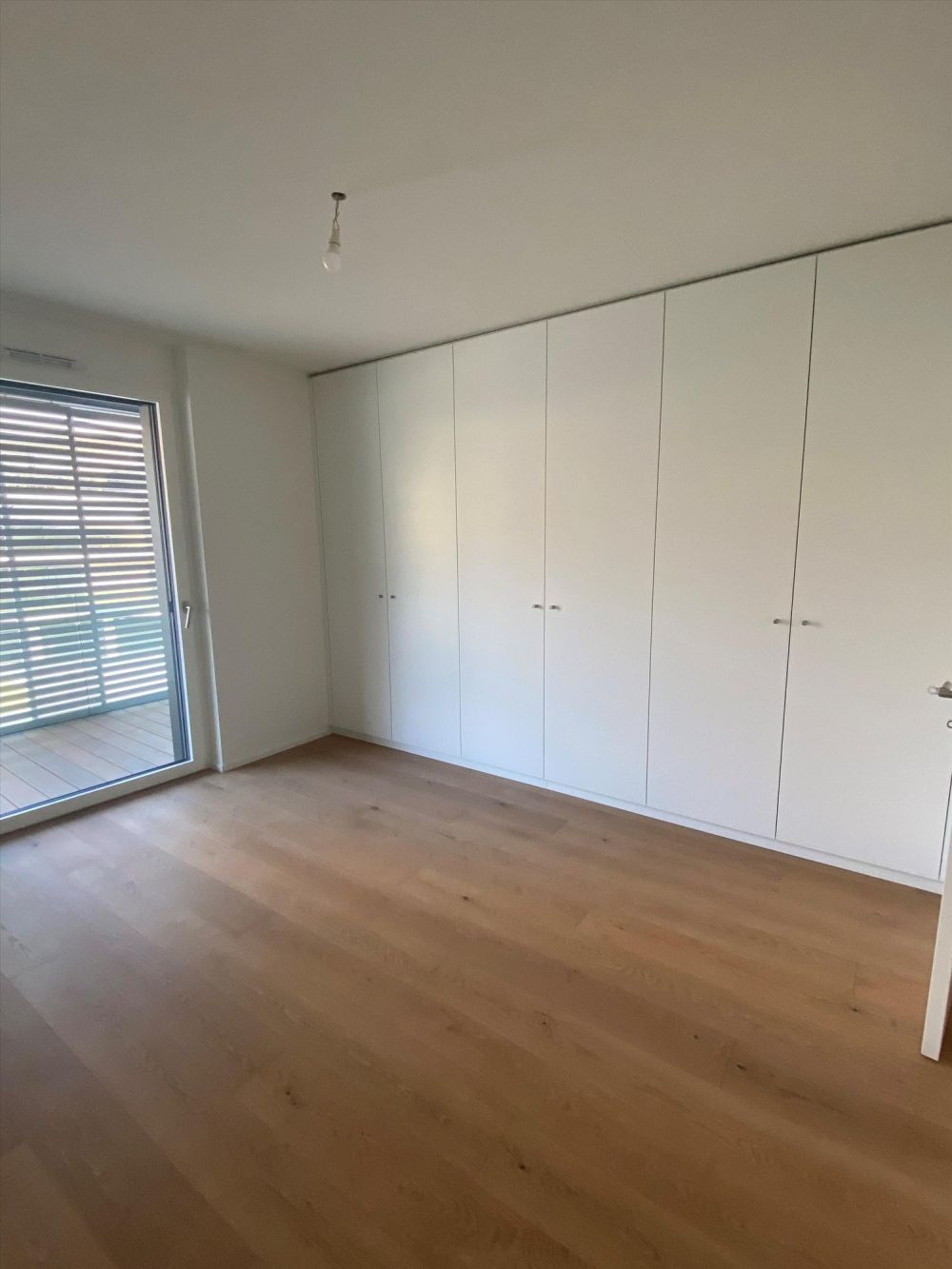 Magnifique 2,5 pièces neuf au bord du lac - Zimmer