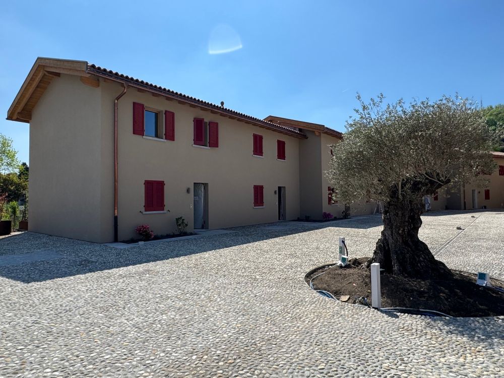 Ex masseria completamente ristrutturata, in prima locazione con terrazzino - Ex Masseria Casate