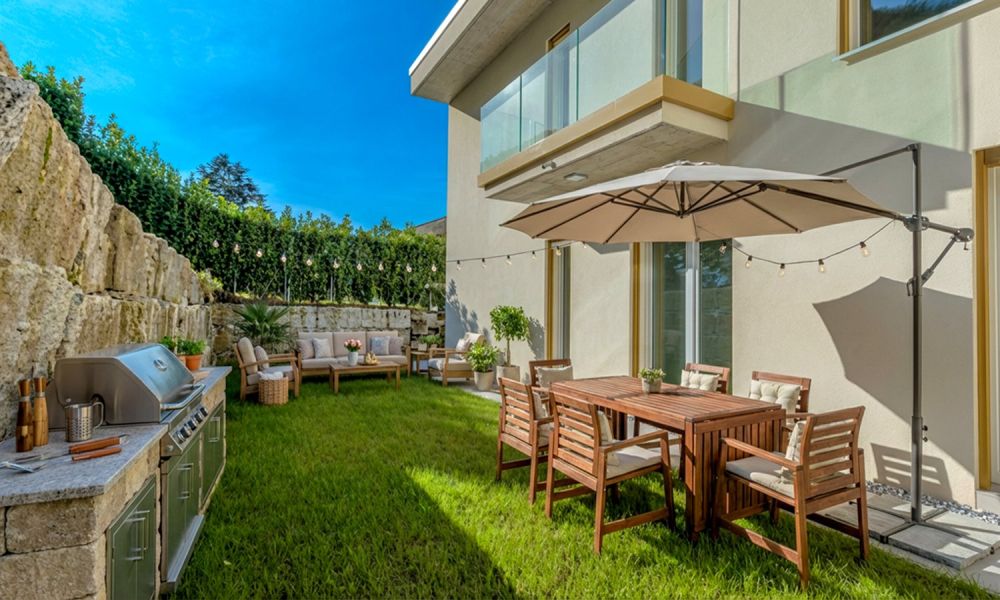 AFFITTASI BEL 4.5 LOCALI CON GIARDINO E VISTA LAGO A BRUSINO - Bild 3