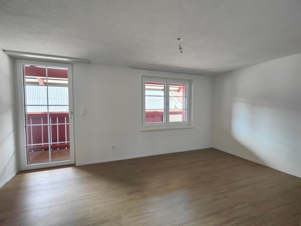 3.5 Zimmer-Wohnung mit einmaligem Charakter - Zimmer2