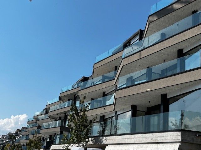Exklusive 3.5 Zimmer Whg mit atemberaubender Sicht - 2_Gebäude