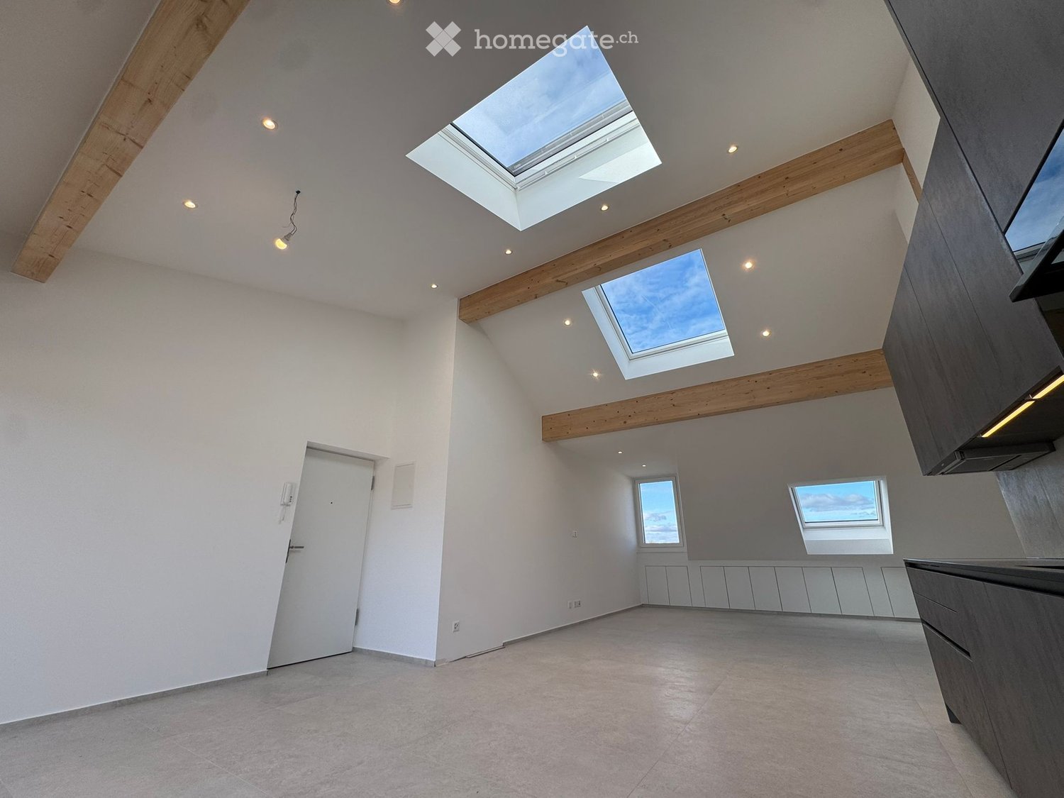 Erstvermietung: Sehr schöne Attika-Wohnung (ca. 105m2) mit grosser Terrasse (ca. 34m2) - Bild 3