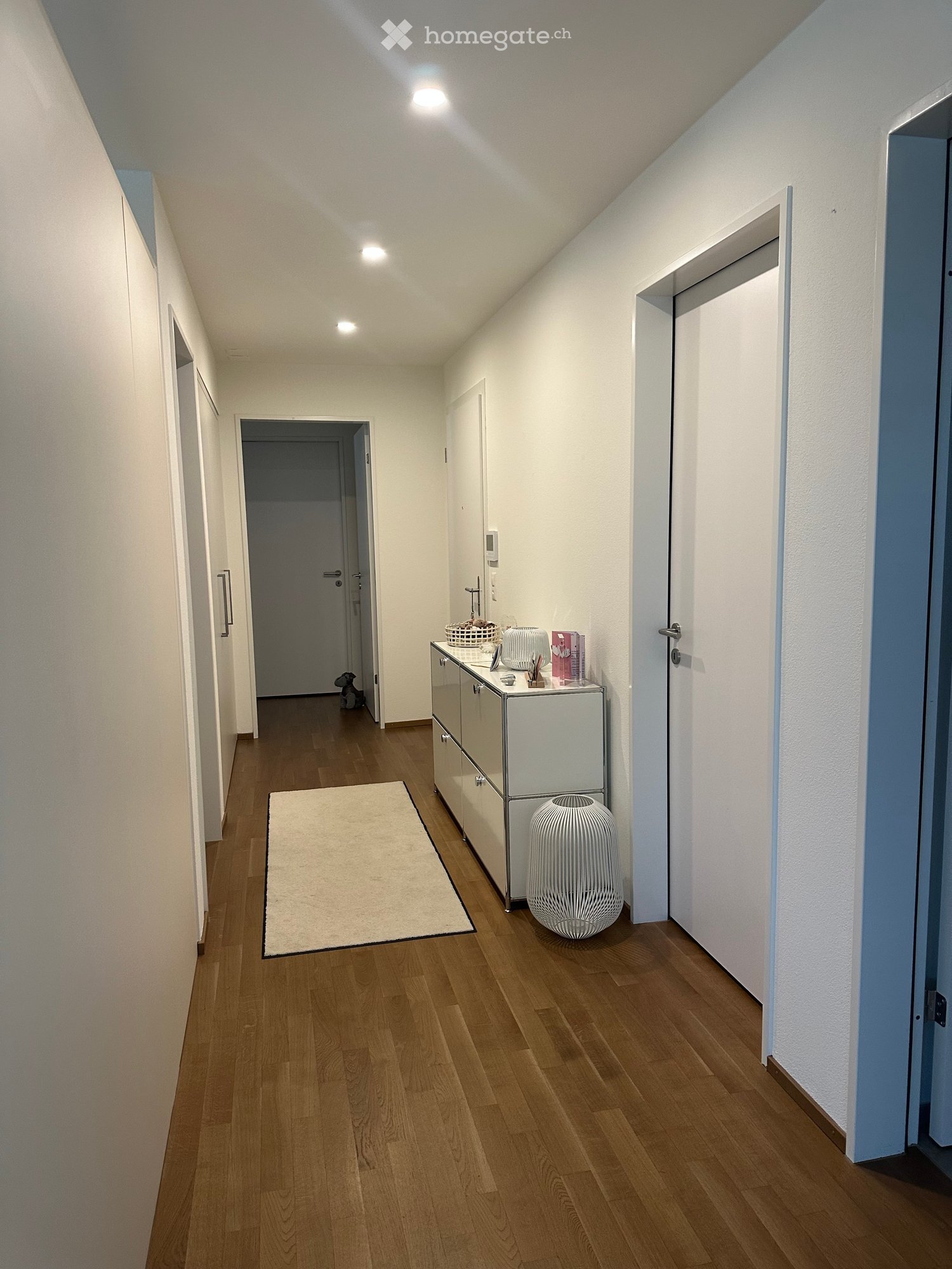 Moderne 3.5-Zimmer-Wohnung mit Balkon und schöner Aussicht in Bottmingen - Bild 4