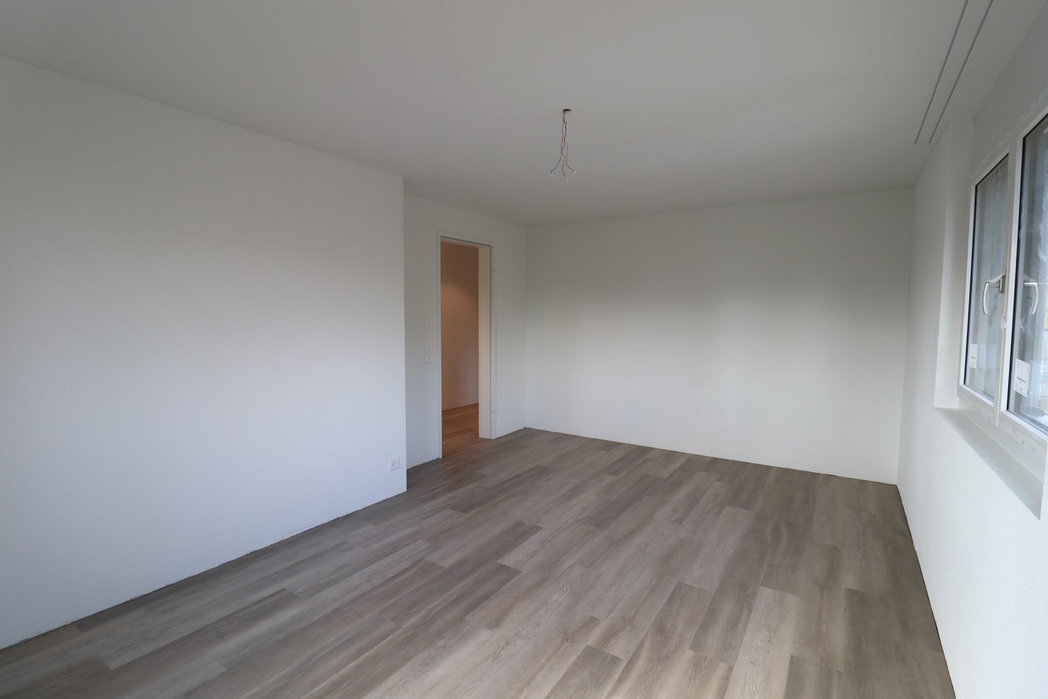 NEUBAU 3.5-Zimmer Gartenwohnung an ruhiger Lage - Bild 7