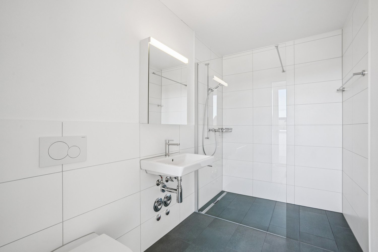 Attika mit Aussicht  sonnig und modern in Gossau SG  Erstbezug - Bild 4