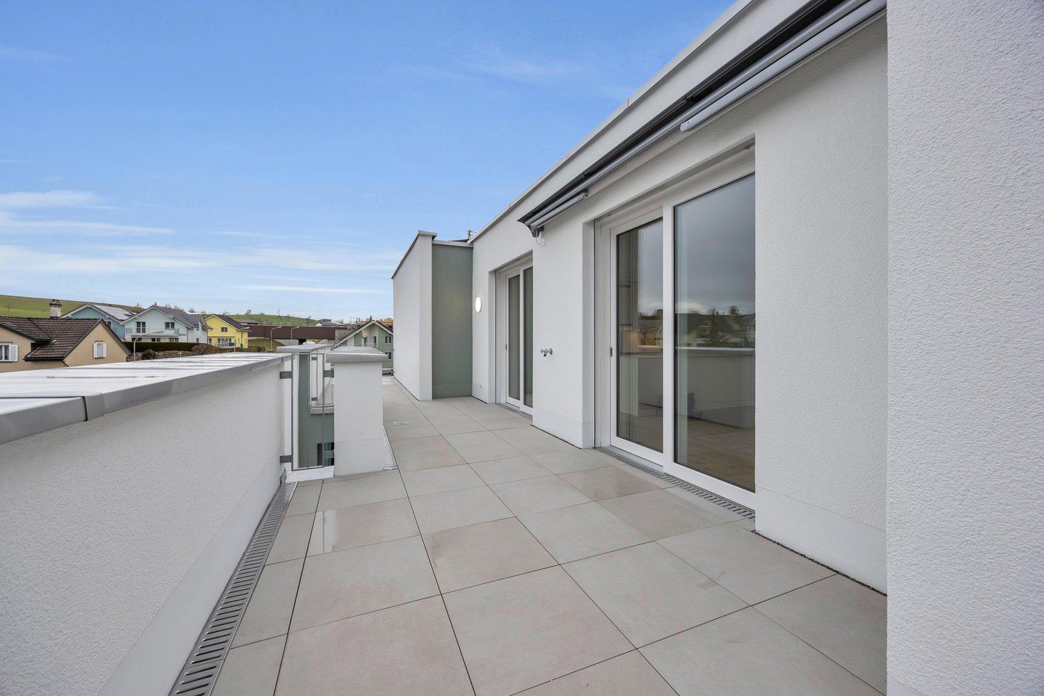 Attika mit Aussicht  sonnig und modern in Gossau SG  Erstbezug - Bild 9