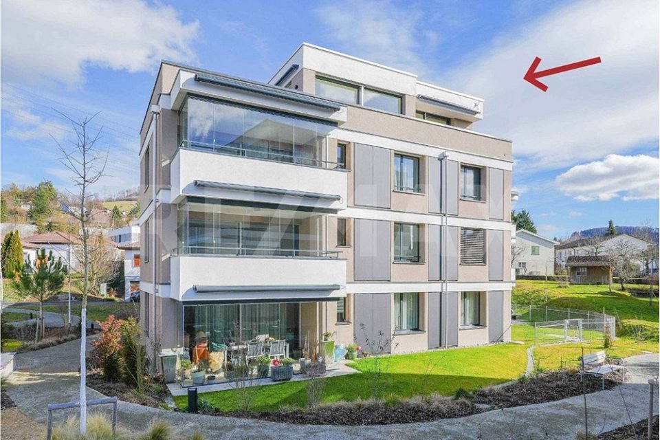 ERSTVERMIETUNG im Zentrum von Frick - 4.5 Zimmer-Attikawohnung - Bild 1