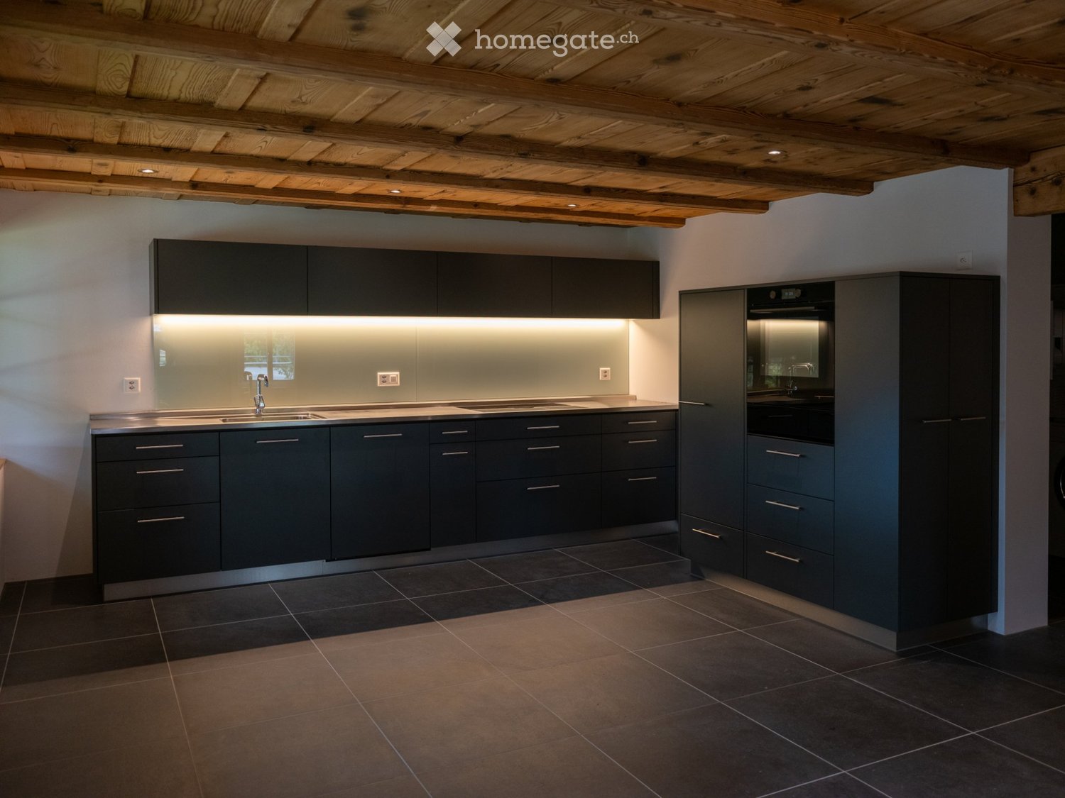 Neue moderne 4.5 Zi. Wohnung mit Charme in Bauernhaus 1.OG - Bild 6