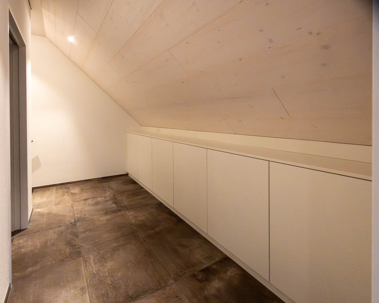 Erstbezug Moderne 2.5-Zimmer-Maisonette-Zimmerwohnung mit Blick ins Grüne - Bild 9