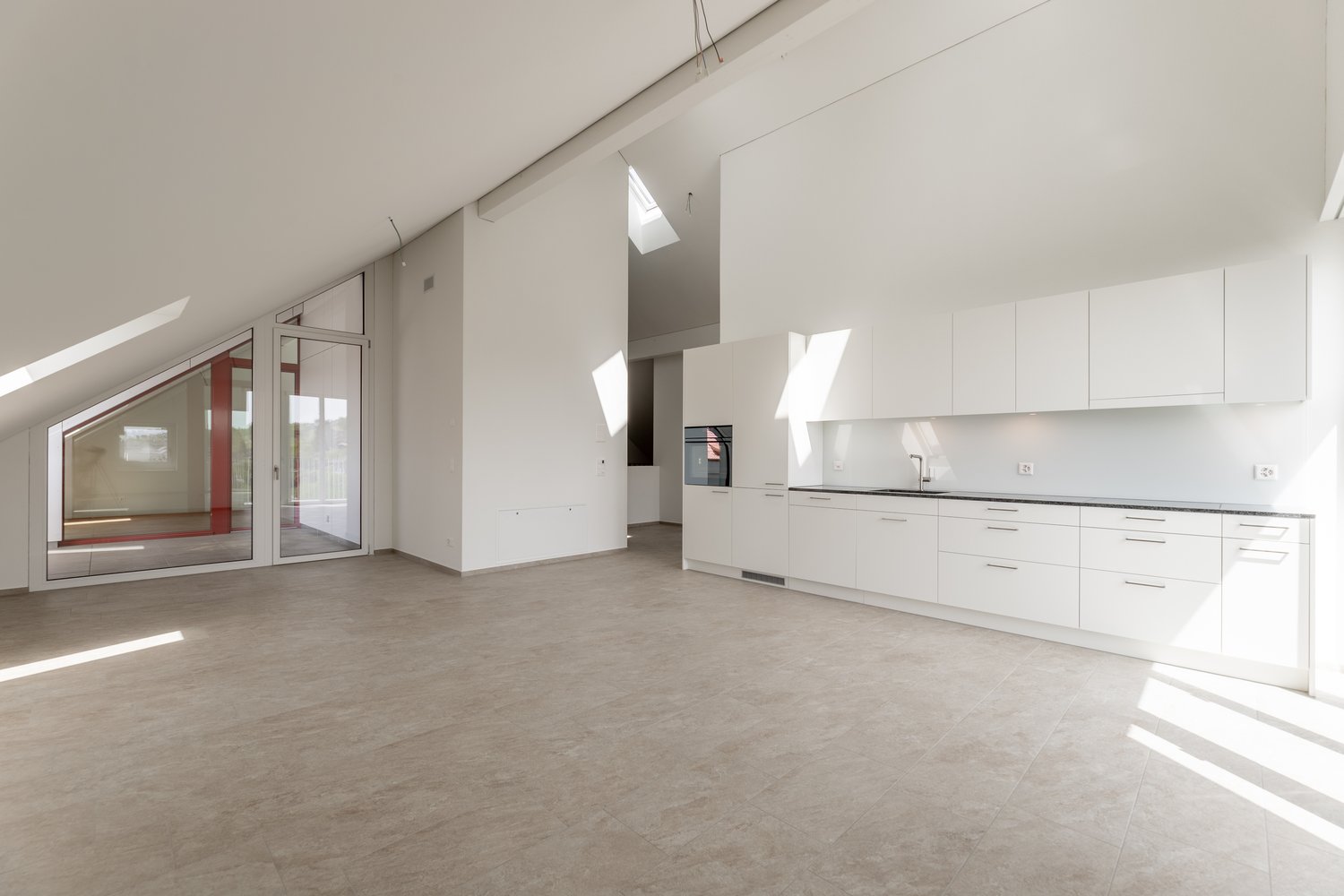 Charmante, neuwertige Wohnung in naturnaher Umgebung - Bild 3