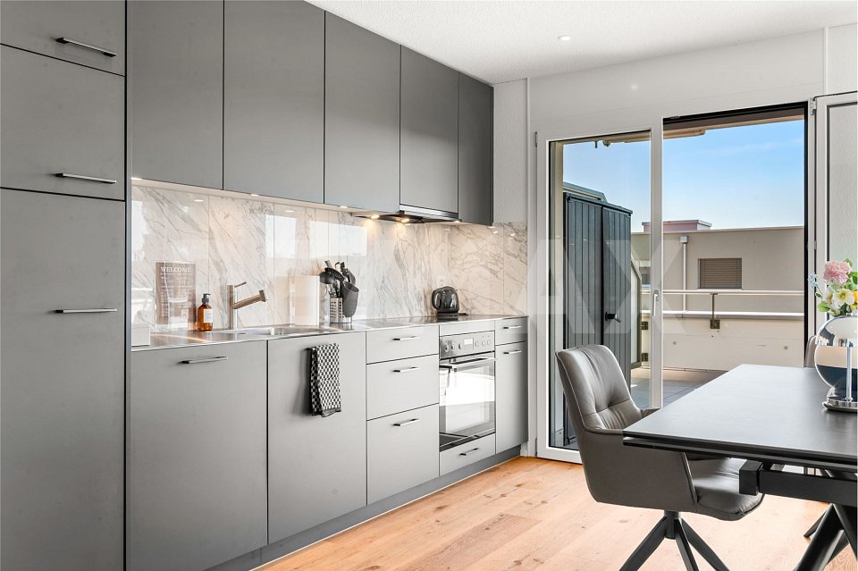 Magnifique attique meublé de 2,5 pièces avec terrasse de 65 m² à Avenches - Bild 9