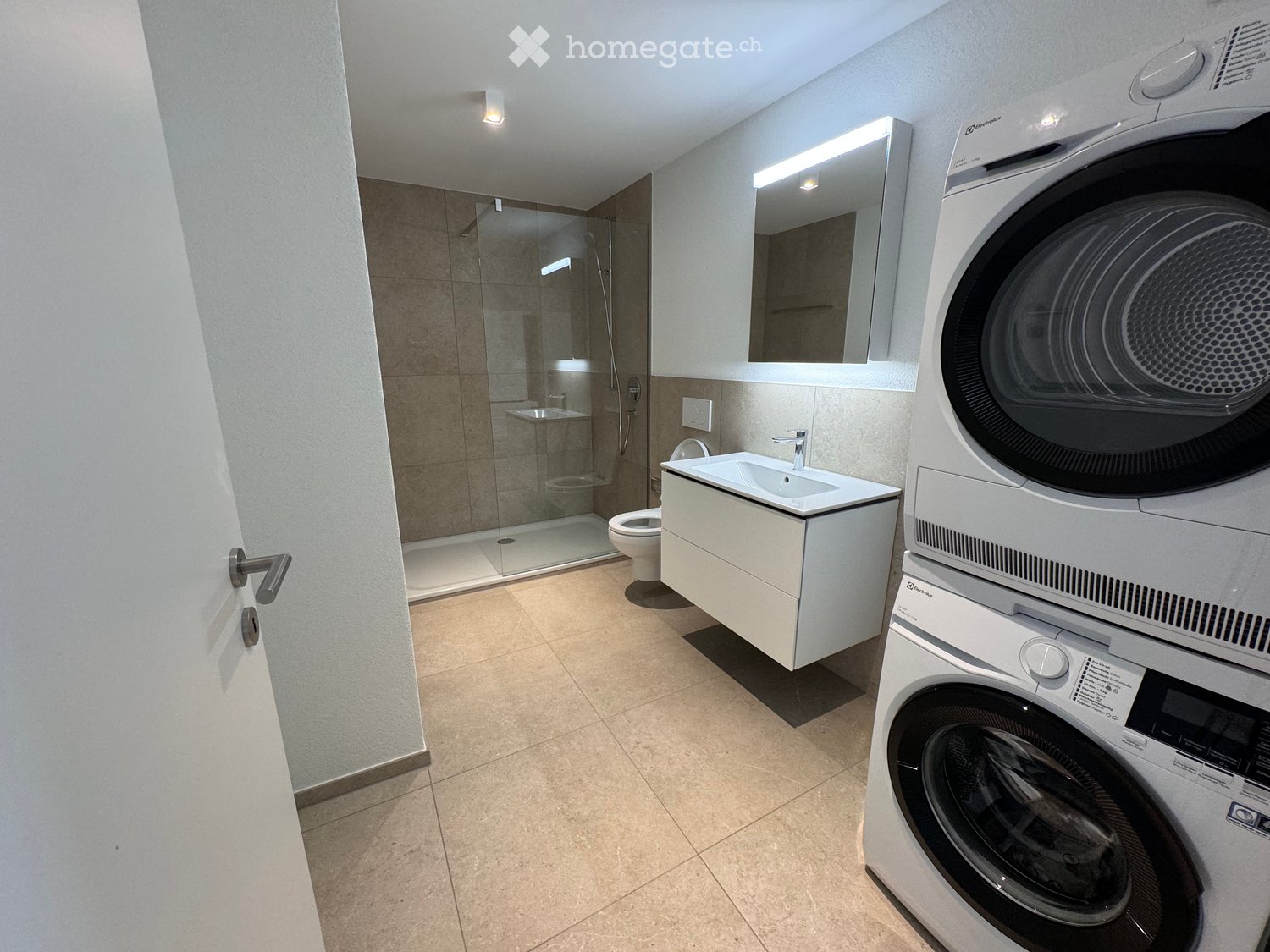 Kernsanierte Wohnung an TOPLAGE in Basel - Bild 5