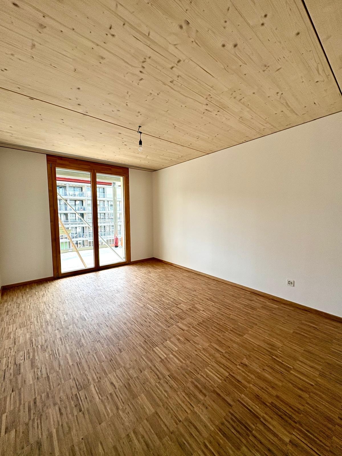 Erstvermietung 4.5 Zimmer-Wohnung in modernem Holzbau - Bild 10
