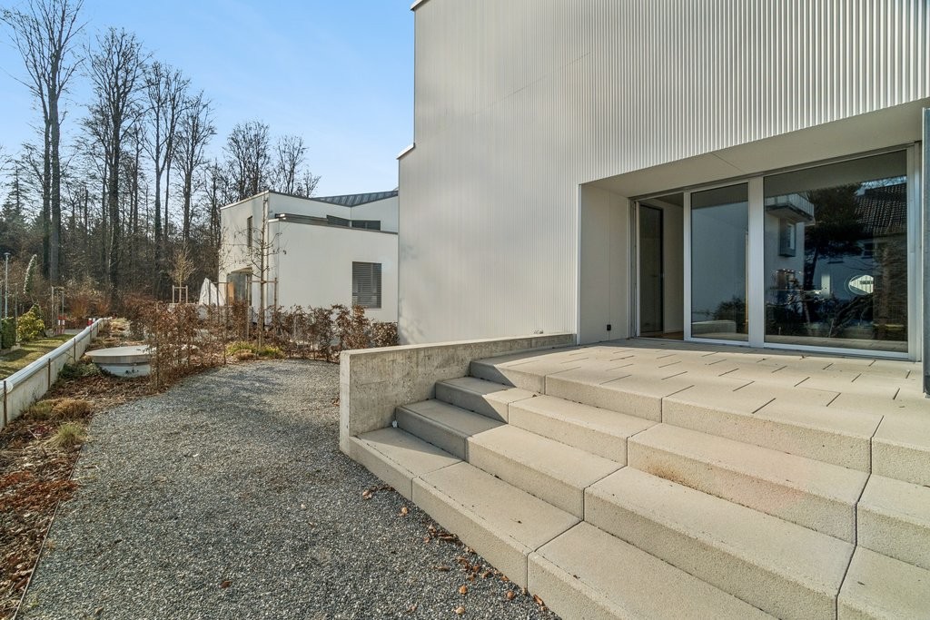 2,5-Zimmer-Wohnung in erstklassigem Neubau! - 602437-B-backbonephoto-037.jpg