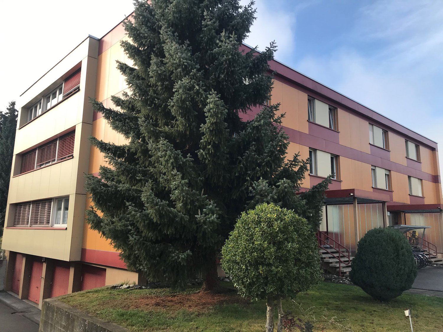 EG- Wohnung mit Gartensitzplatz - befristet bis ca. Ende 2029 wohnen - Überbauung Kirchfledstrasse 13/15