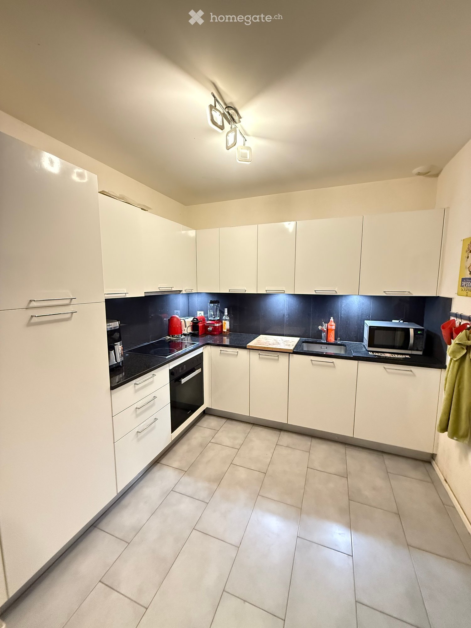 Grand 2,5 pièces de 70 m² avec jardin privatif et parking souterrain - Bild 3