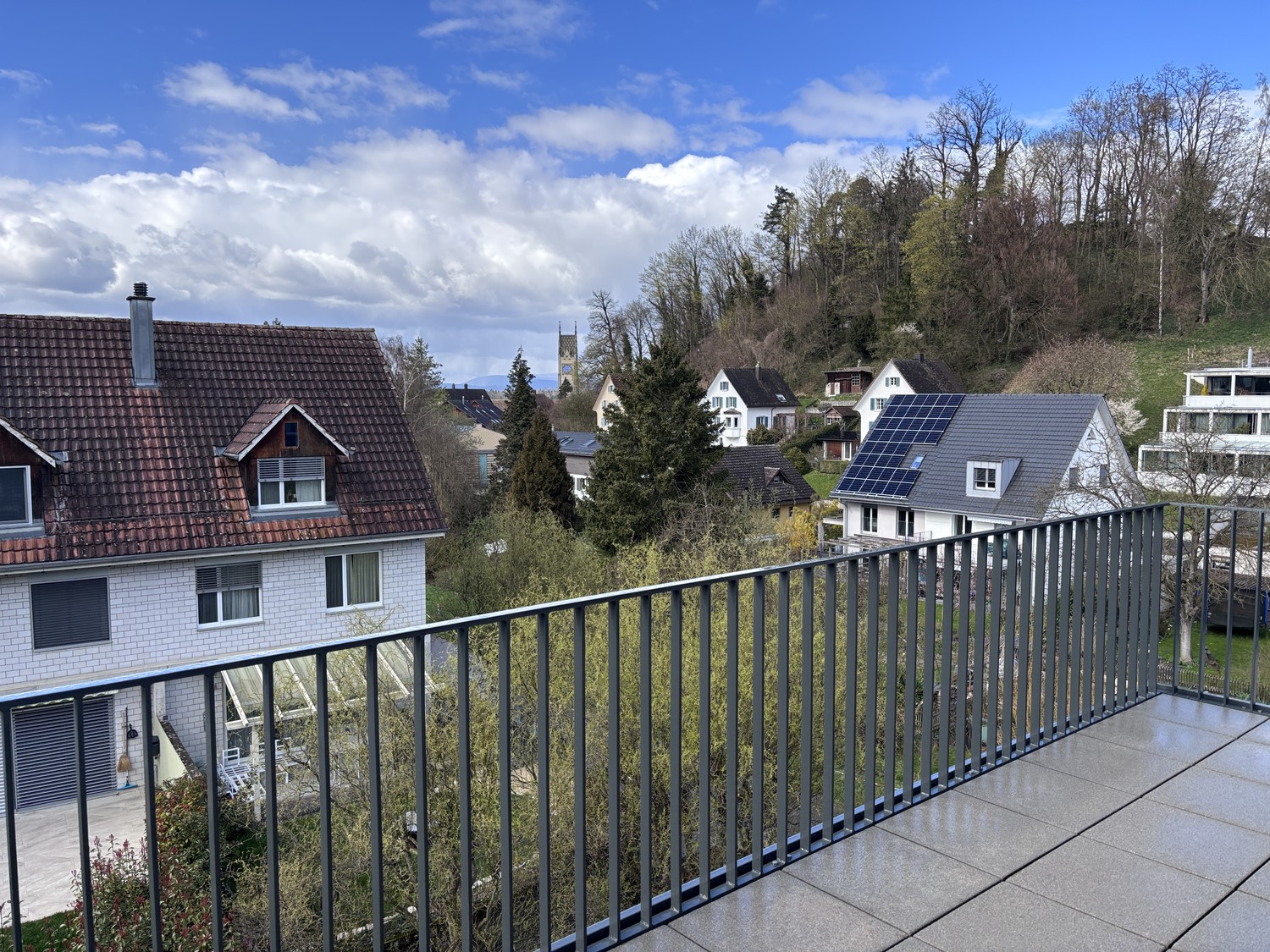 Topmoderne 3½-Zimmer Attikawohnung in Andelfingen - Bild 1