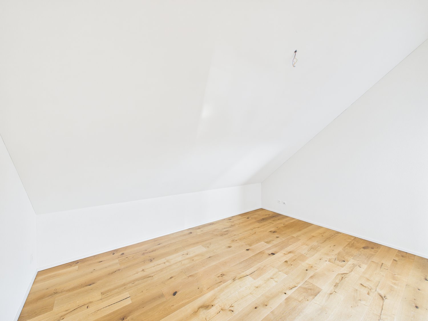 Moderne 5.5-Zimmer-Dachwohnung in Sirnach - Bild 9