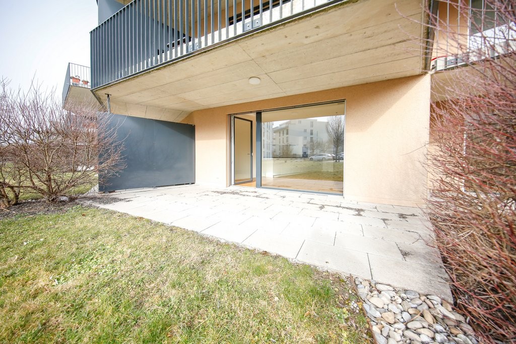 GEMÜTLICHE 4.5 ZIMMER-WOHNUNG MIT SITZPLATZ - Bild 1