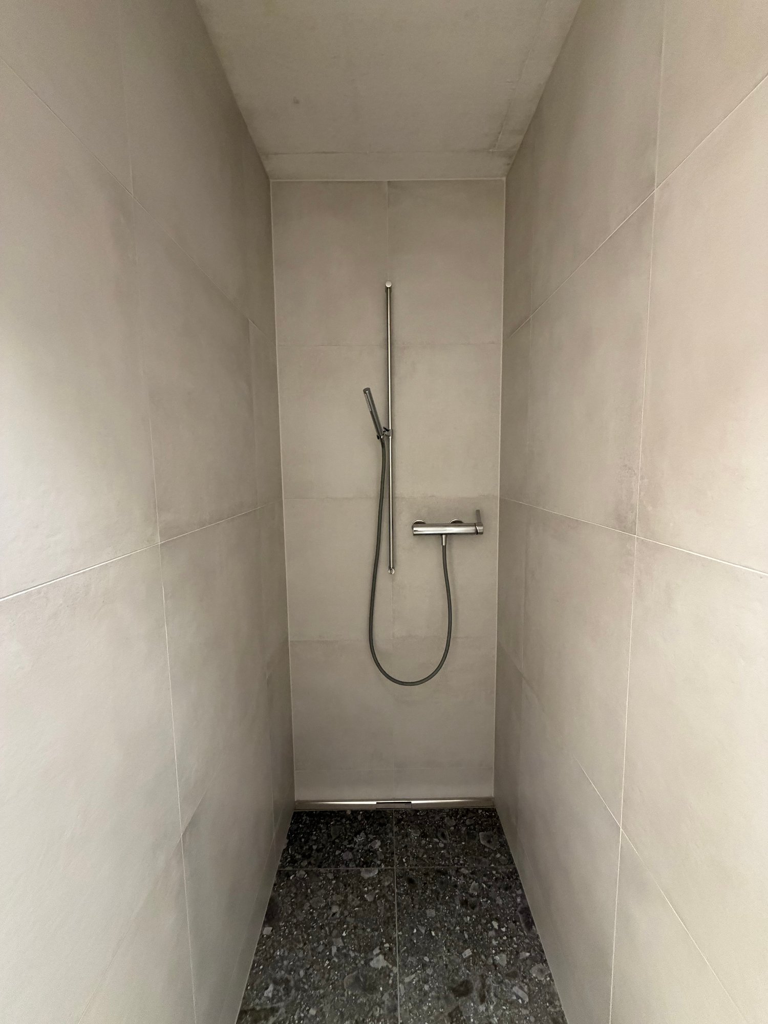 Moderne 2.5-Zimmer-Wohnung in Aarburg - Bild 9