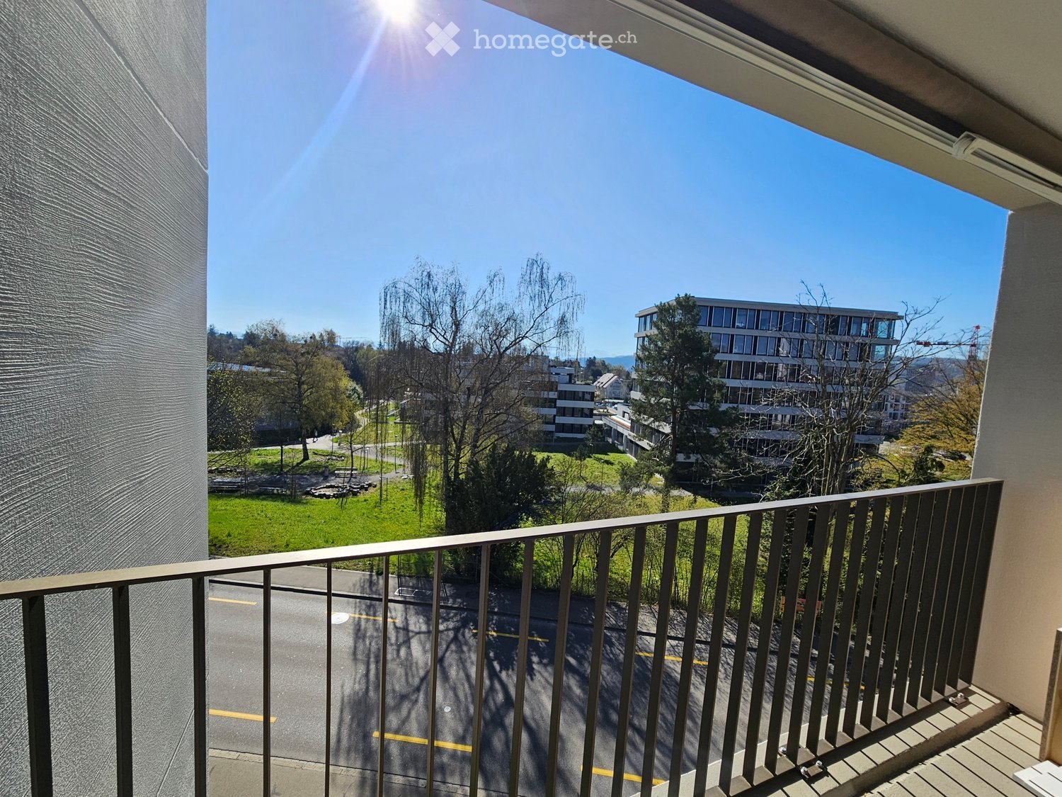 Moderne 1-Zimmer-Wohnung mit Balkon in Wallisellen - Bild 2