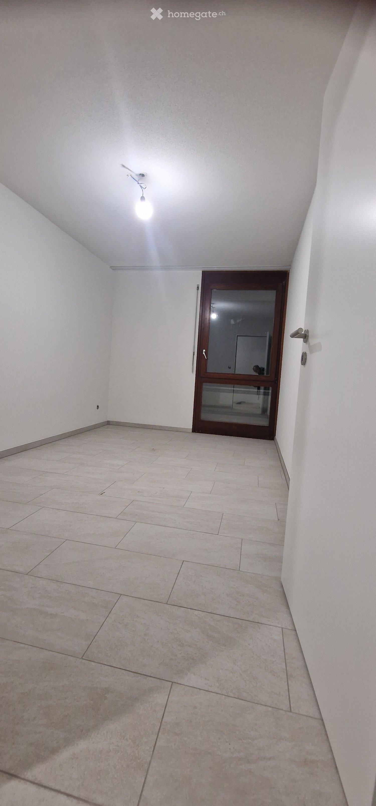 Erstbezug nach Renovation, moderne 3.5-Zimmer-Wohnung - Bild 4