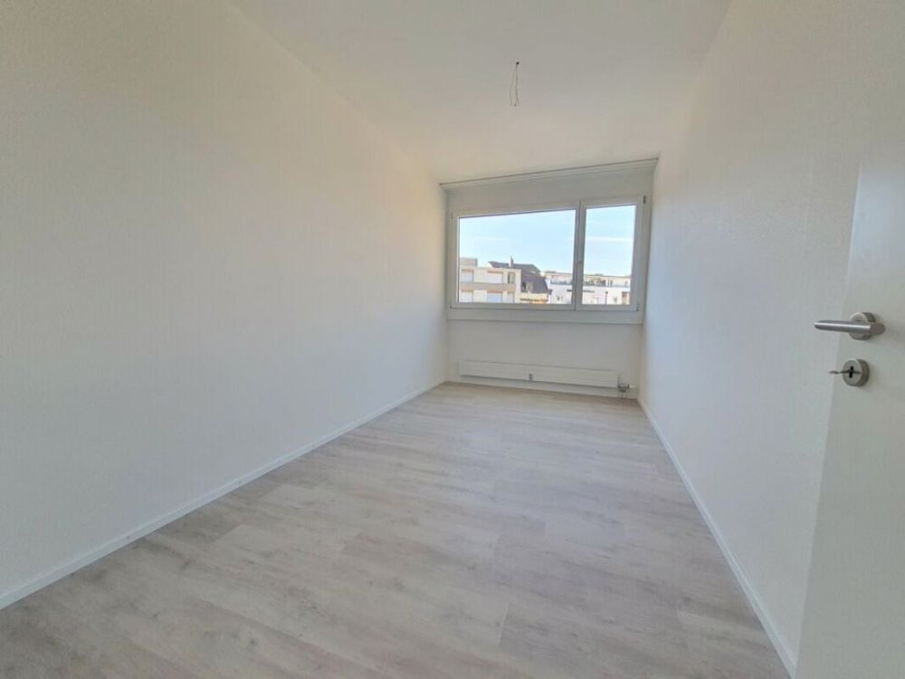 Erstbezug unserer neu sanierten 3.5 Zimmerwohnung! - Schlafzimmer 2