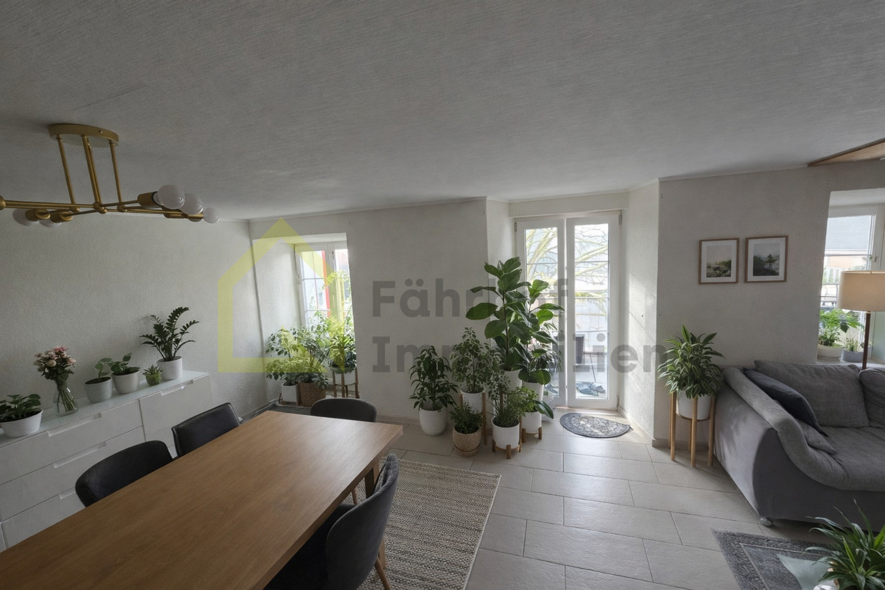 Helle Familienwohnung mit sonnigem Balkon - Bild 5