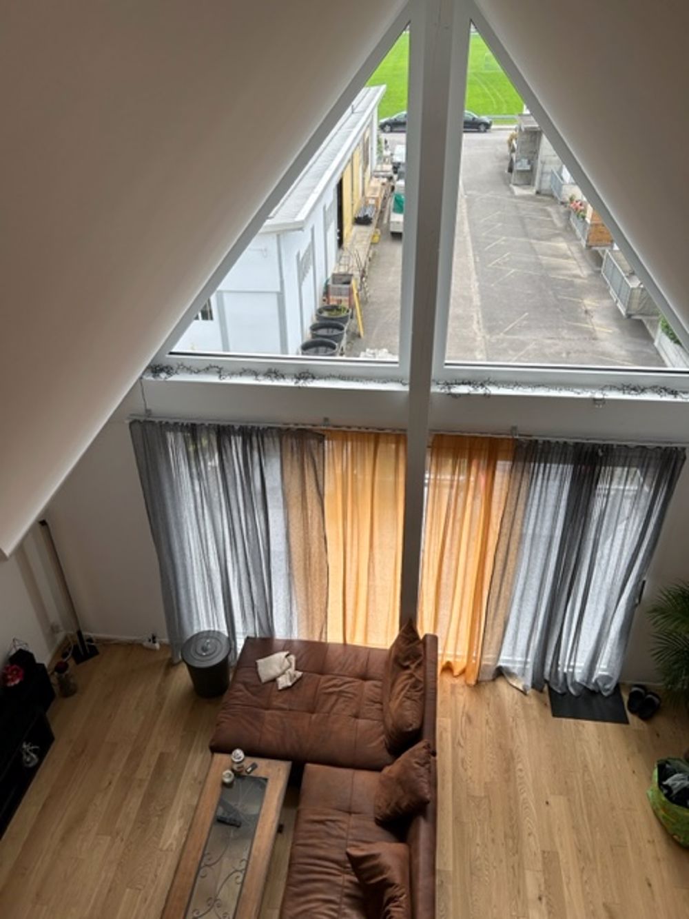 grosszügige 6.5-Maisonettewohnung in Schönenwerd - Wohnzimmer