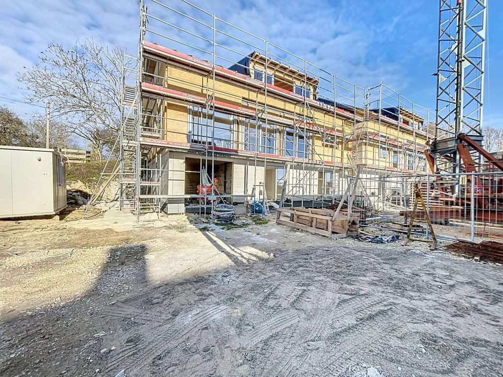Neubau: Reihenhaus mit 5,5 Zimmern - Bild 2