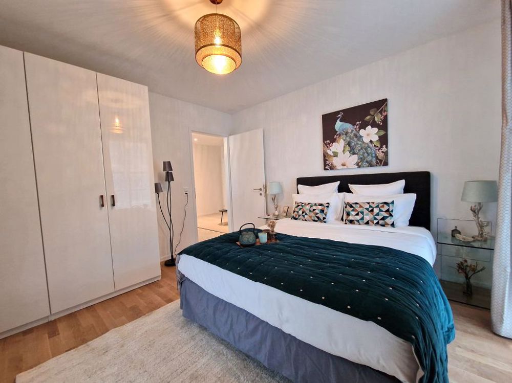 Appartement neuf de 2.5 pièces au 1er étage adapté pour personne âgée avec balcon de 44 m2 - Bild 1