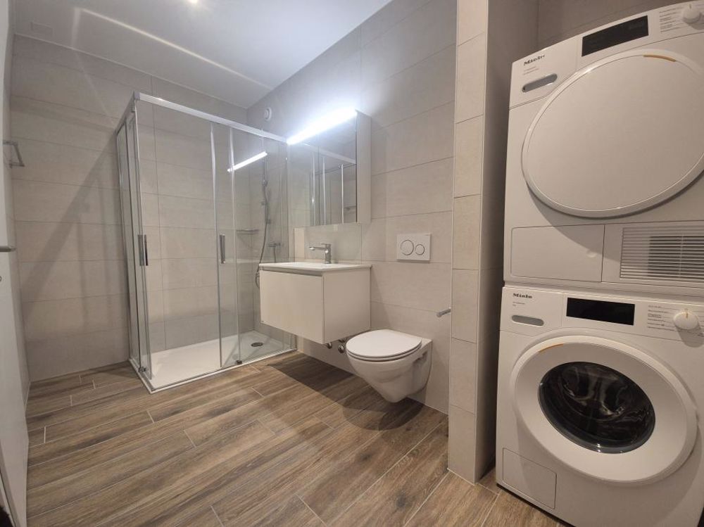 Spacieux appartement neuf de 2.5 pièces au 1er étage du bâtiment G des Berges 3 - Bild 1