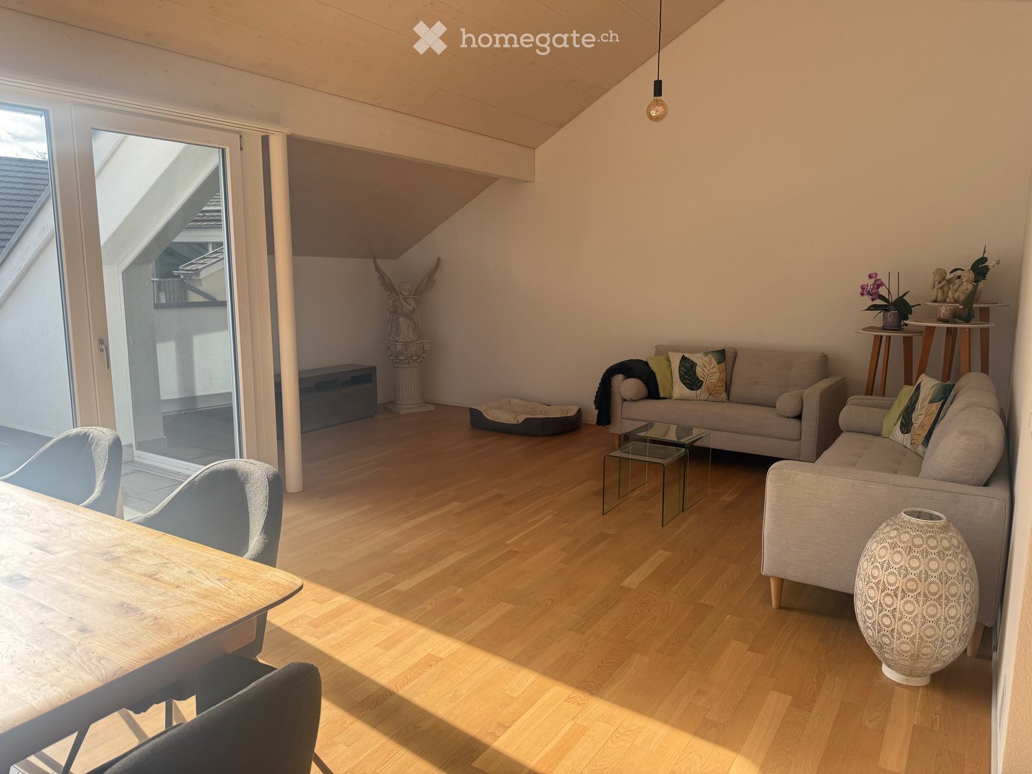 Moderne 3.5-Zimmer-Dachwohnung mit Minergie-Standard in Fahrwangen - Bild 3