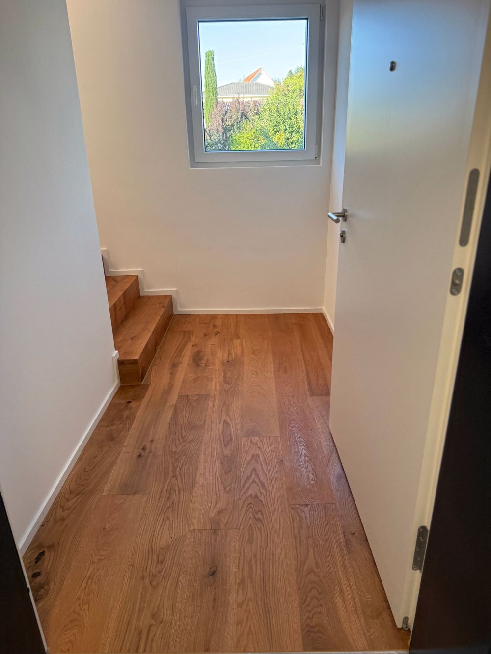 Luxuriöse 3.5-Zimmer-Attikawohnung mit atemberaubender 218 m² Terrasse in Däniken SO - Bild 3