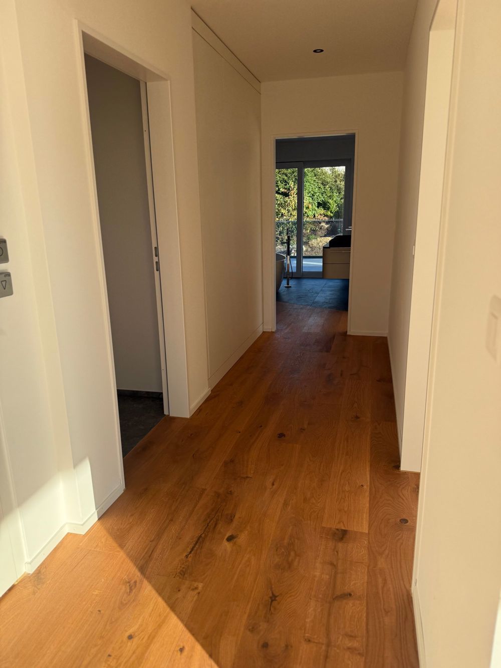 Luxuriöse 3.5-Zimmer-Attikawohnung mit atemberaubender 218 m² Terrasse in Däniken SO - Bild 8