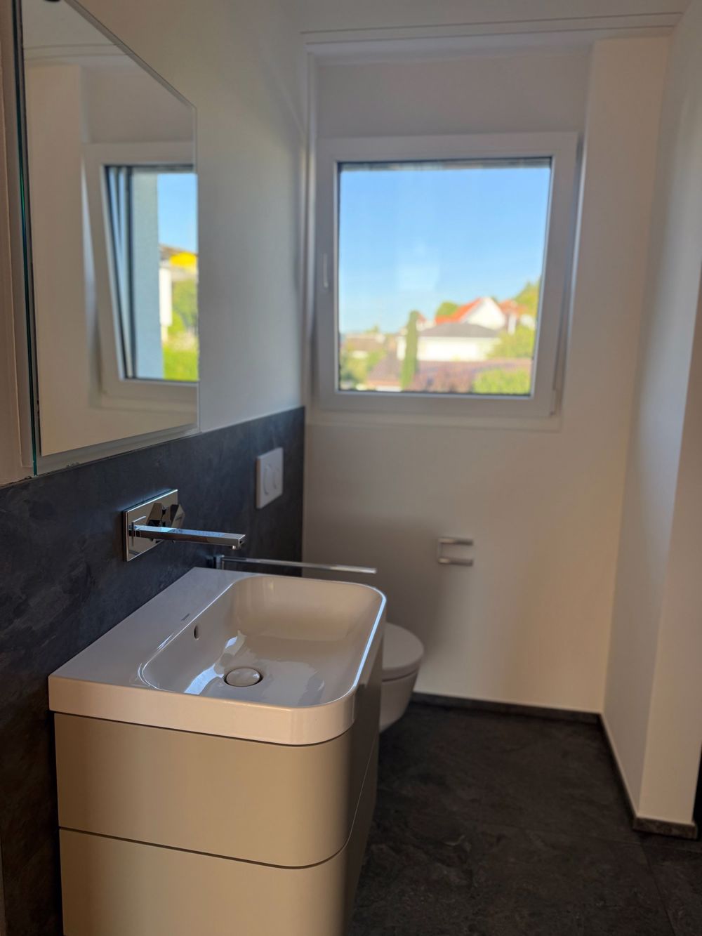 Luxuriöse 3.5-Zimmer-Attikawohnung mit atemberaubender 218 m² Terrasse in Däniken SO - Bild 11