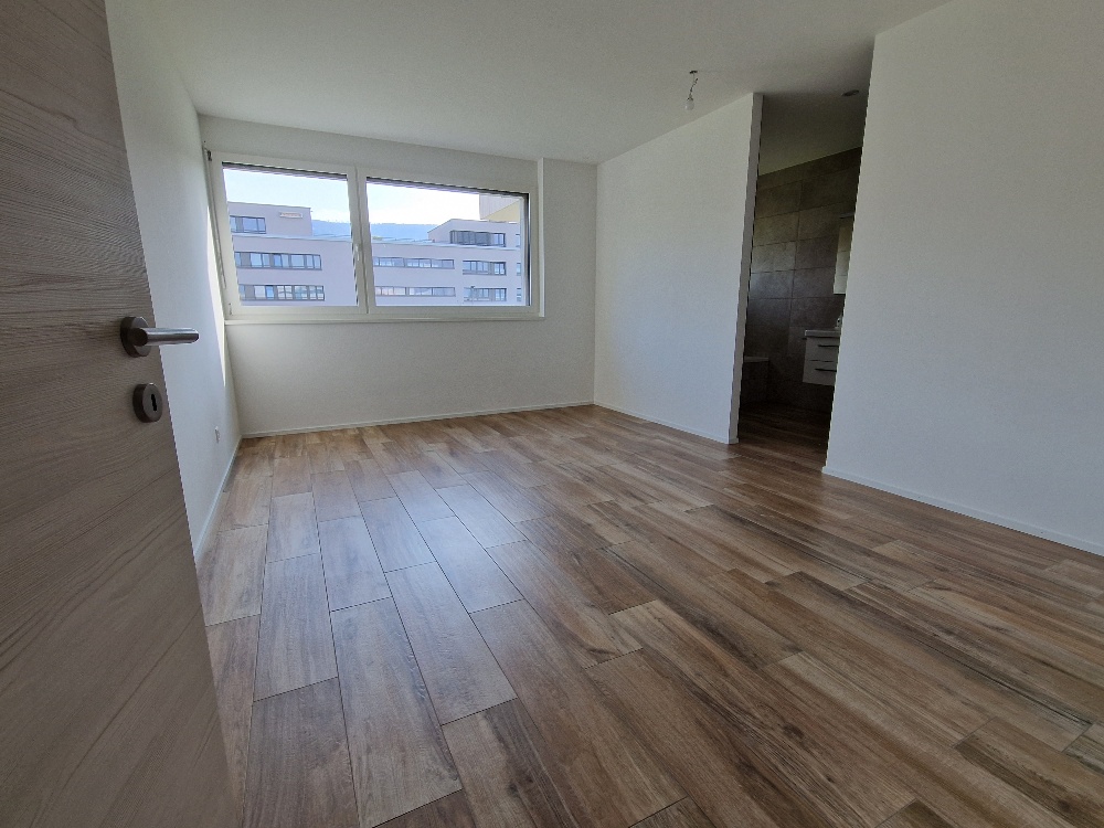 Moderne 4.5-Zimmer-Neubau-Wohnung in ruhiger Lage von Ettingen - Bild 5