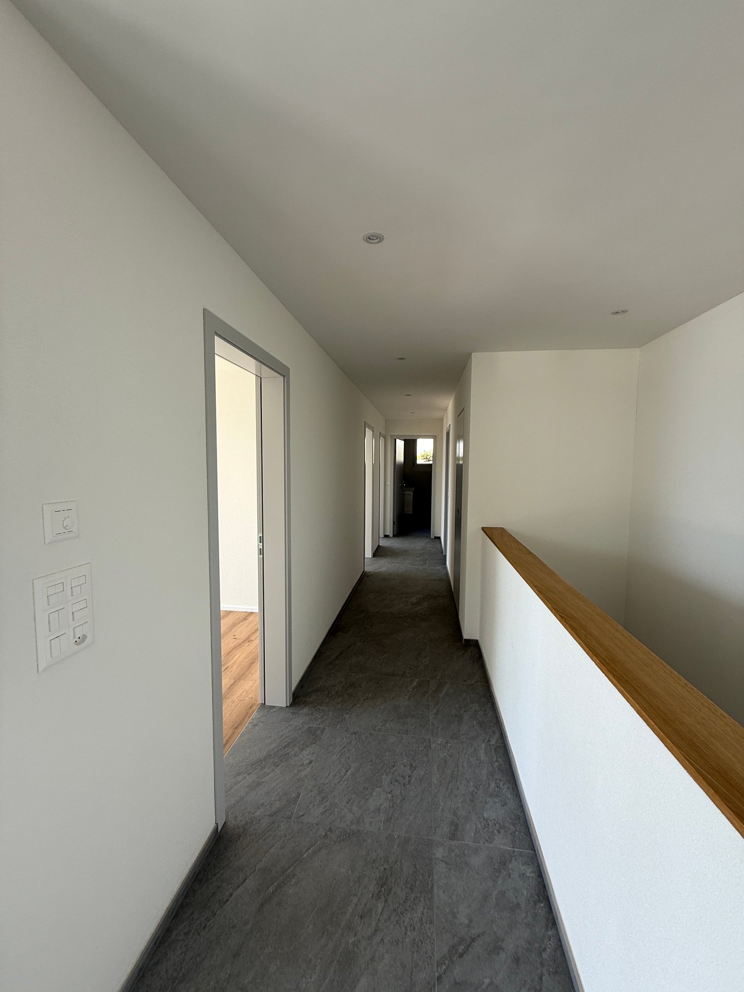 Exklusive Neubauwohnung mit Panorama-Seesicht in Oberhofen am Thunersee - Bild 3