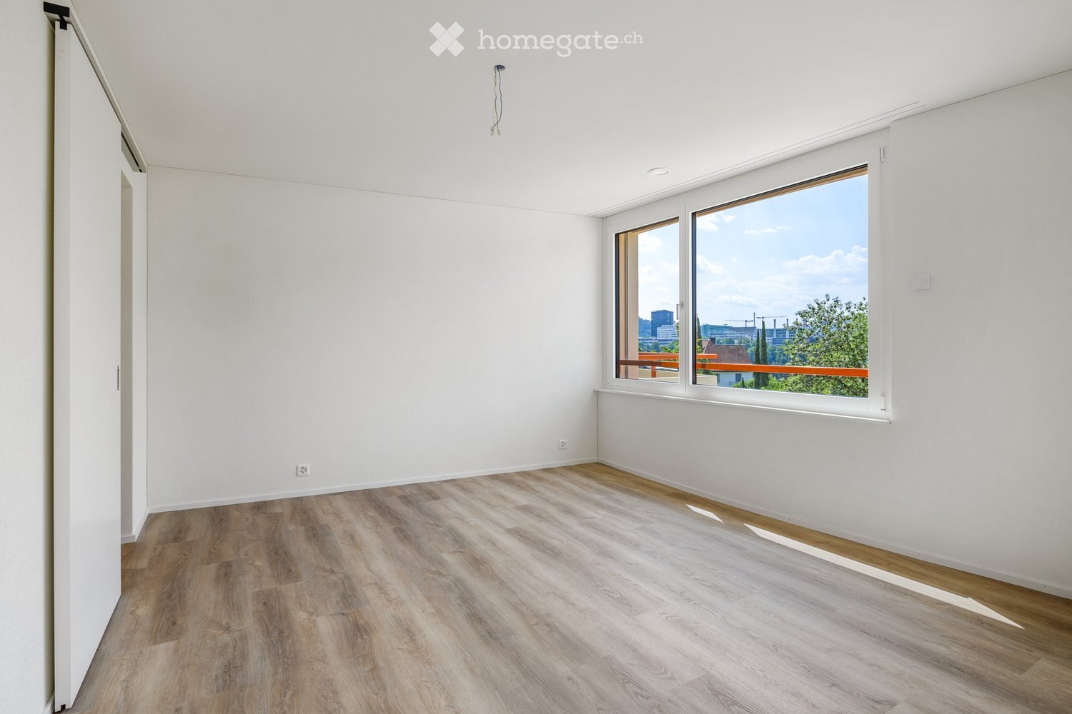 Moderne 2.5 Zimmerwohnung in privilegierter Lage oberhalb der Limmat - Bild 5