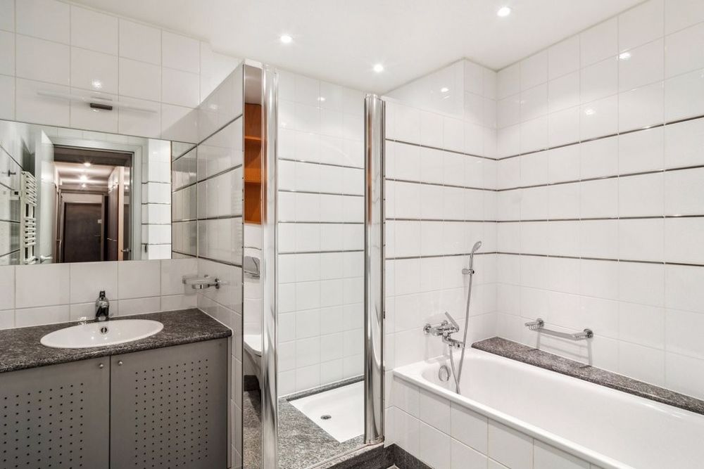 Prächtige contemporary Wohnung ideal gelegen nahe dem Genfer See - backbone_526494-A_047_WEB.jpg