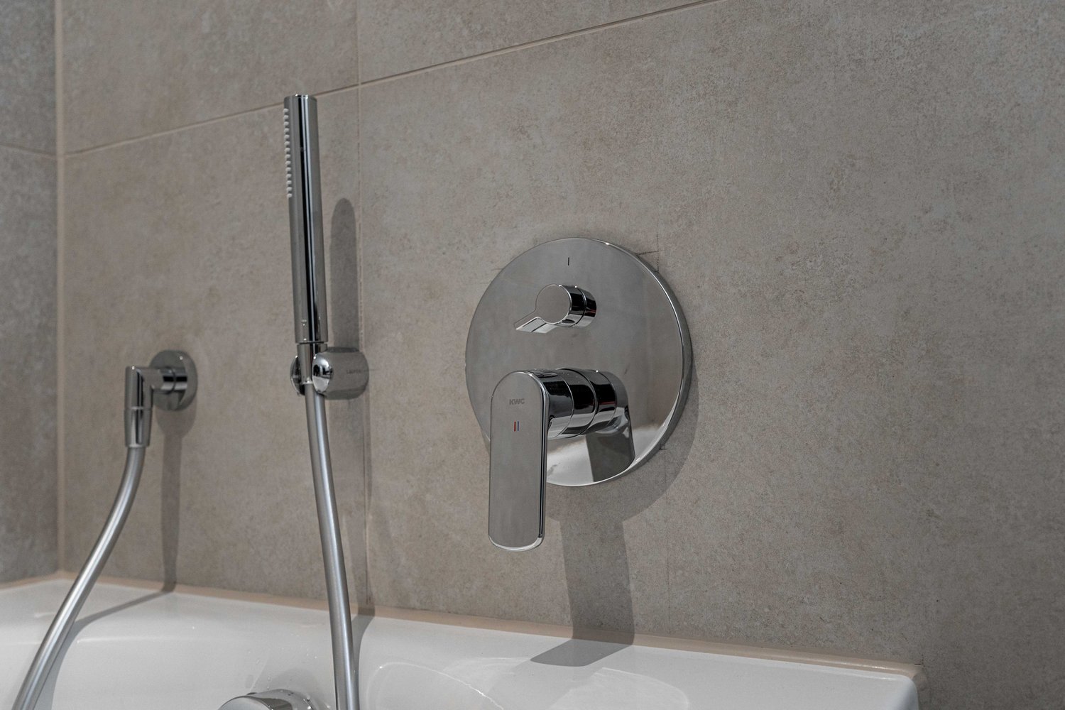 Moderne 4.5-Zimmer-Wohnung mit gedecktem Sitzplatz und schöner Aussicht in Ruswil - Bild 6