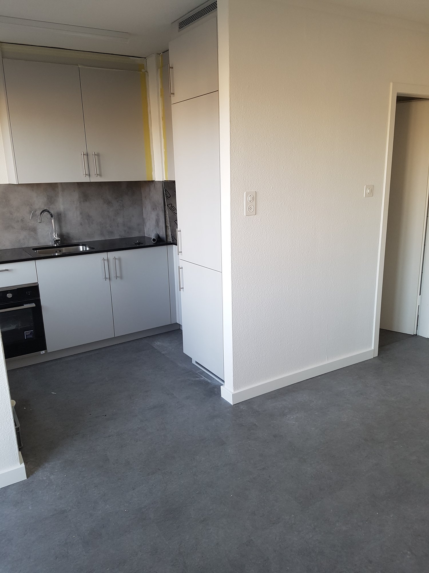 Helle 1.5-Zimmerwohnung mit Balkon - Bild 2