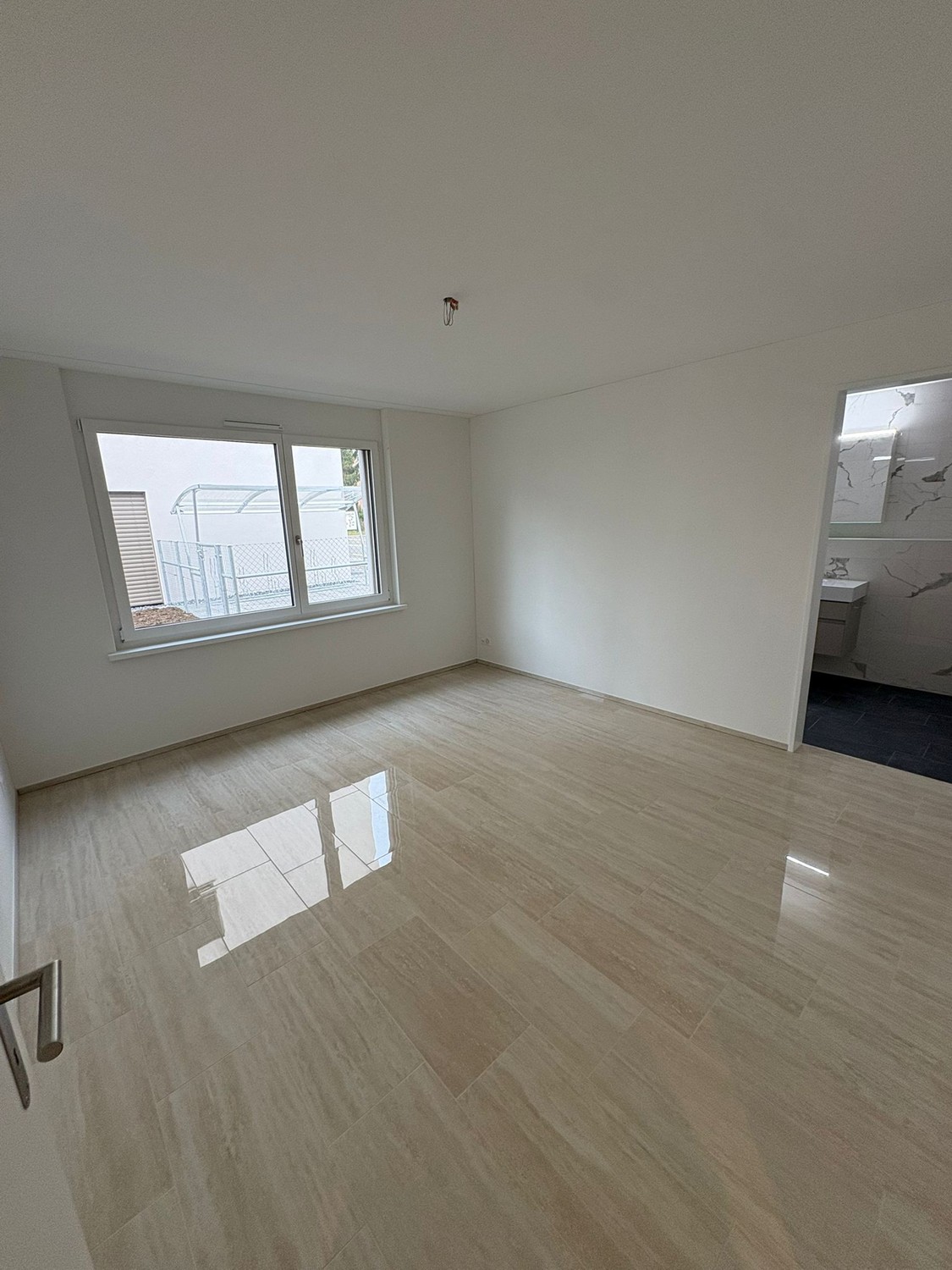 Ihr neues Zuhause mit Gartenoase  modern, sonnig und mitten in Dübendorf. - Bild 13