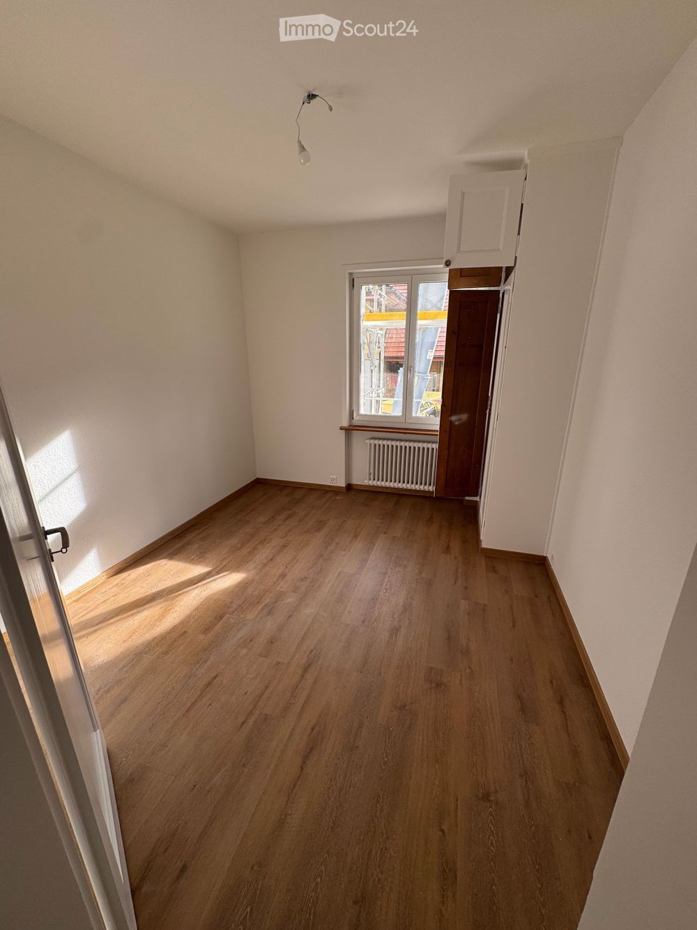 Komplett neu sanierte 4.5 Zimmerwohnung an bester Lage in Wabern - Bild 9