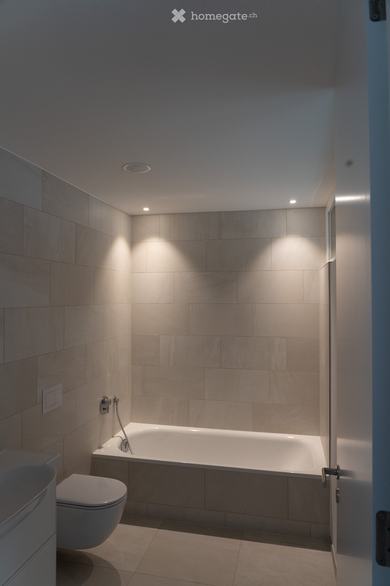 Erstbezug: Hochwertige 3.5-Zi-Wohnung, ca. 100 qm, Seesicht, Terrasse + 2 TG-Plätze, E-Ladestation - Bild 10