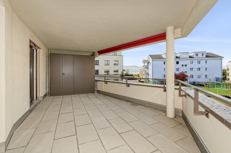 Neubauwohnung an traumhafter Lage direkt am Seeufer in Rapperswil-Jona - Balkon/Terrasse/Sitzplatz