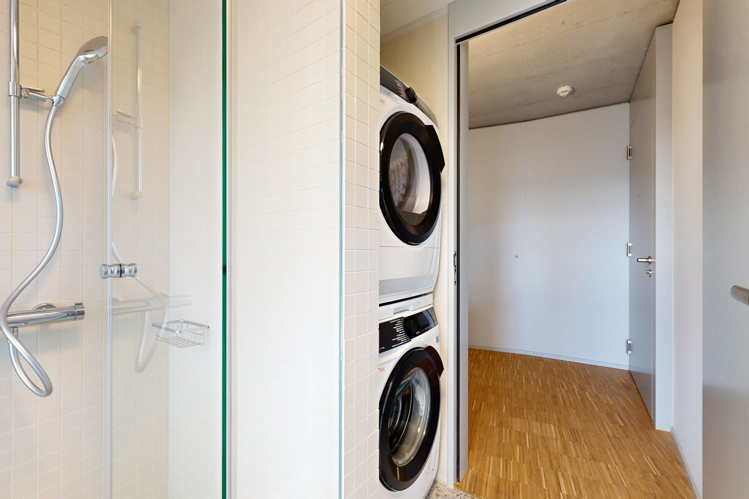 DESIGN & SKYLINE: Erstvermietung "SPHINX" - Bild 6