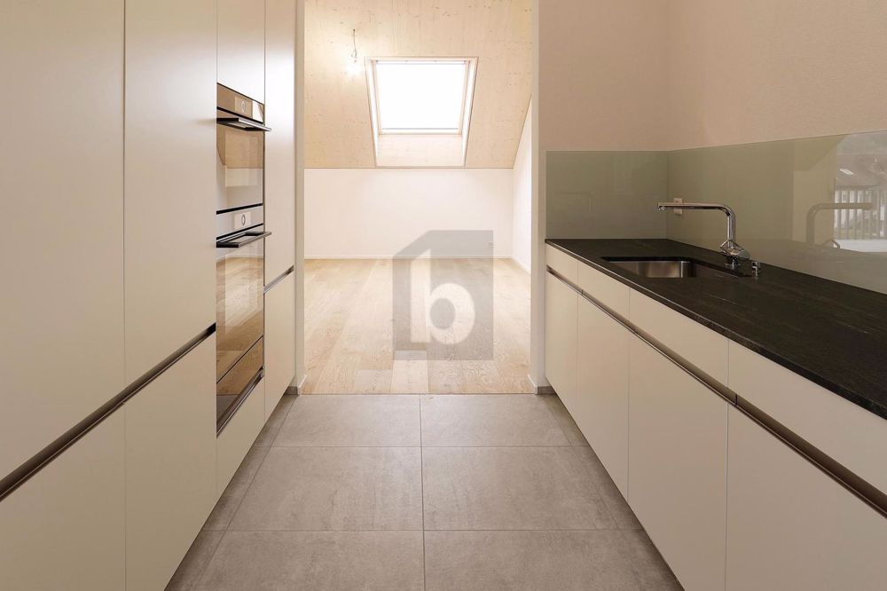 HOCHWERTIGER NEUBAU AN SONNIGER LAGE! - Bild 4