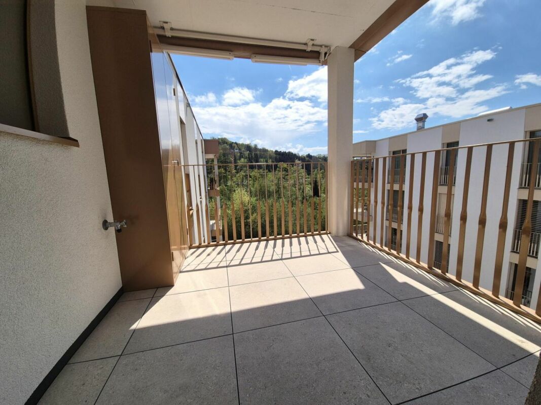 Berges 2 - Appartement 2.5 pièces au dernier étage - Balcon