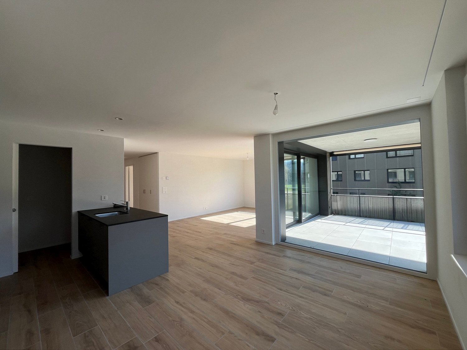 05713 - Appart. 4½ PCES - IMP. CHAMP-RIOND 7 - MATRAN - Bild 7